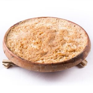 বগুড়ার খাঁটি দই (২ কেজি) – বাংলার ঐতিহ্যের মিষ্টি স্বাদ